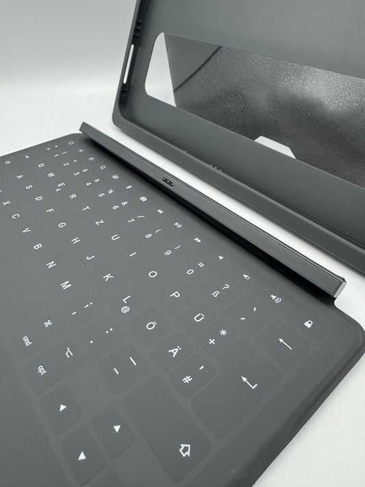 ClaZo Smart Rugged Touch Keyboard 10.9